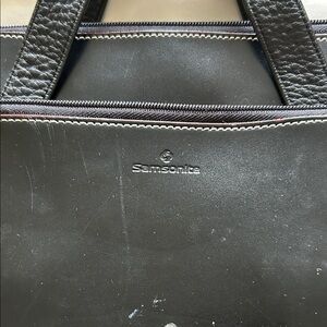 Samsonite Black Leather Laptop Briefcase with Dual Handles